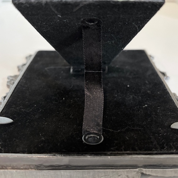 Vintage Sunflower Designs Pewter Photo Picture Frame Teddy Bear Picnic 4" X 6" - Picture 2 of 11